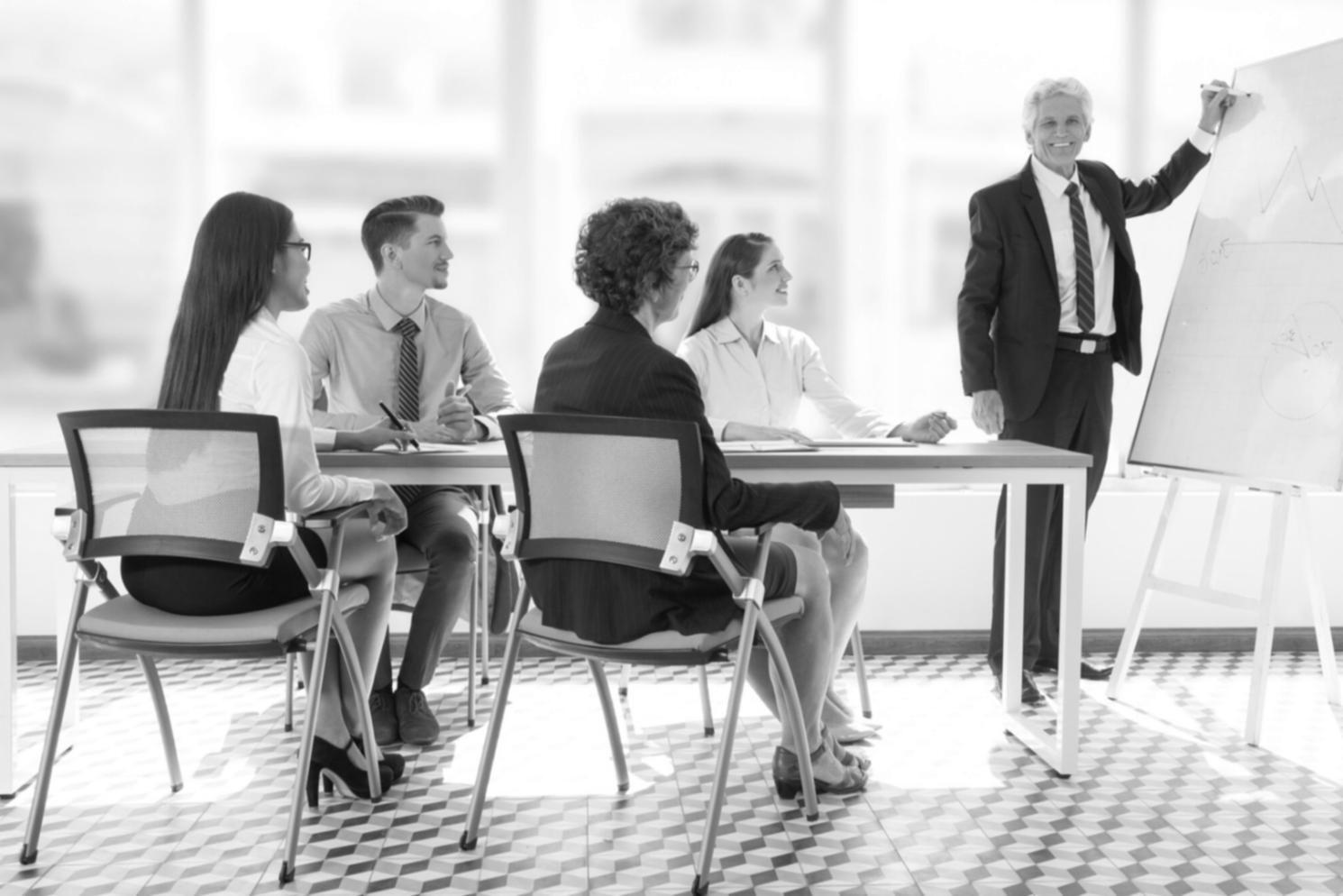 Exemple de tableau de prévision financière simplifié